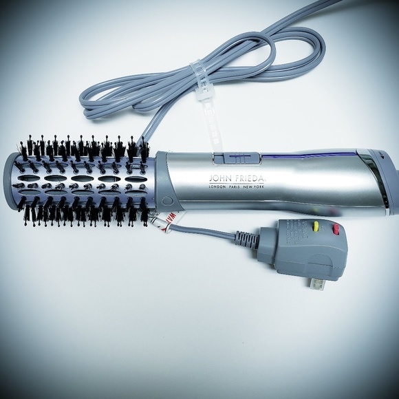 john frieda salon shape hot air brush